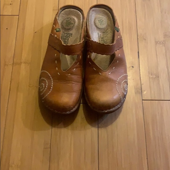 Leather slides - Picture 1 of 4